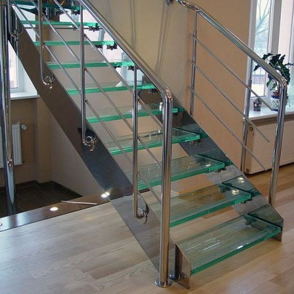 Стеклянная лестница СЛ-3317