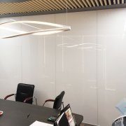Облицовка стен стеклом и панелями из вспененного алюминия в бизнес-центре г. Москва - фото 6