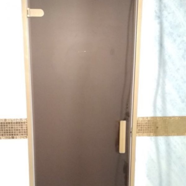 Стеклянная распашная дверь СРПД-11299