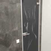Стеклянная распашная дверь СРПД-3754