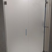 Перегородка в нишу с распашной дверью СДК-2139 - фото 1