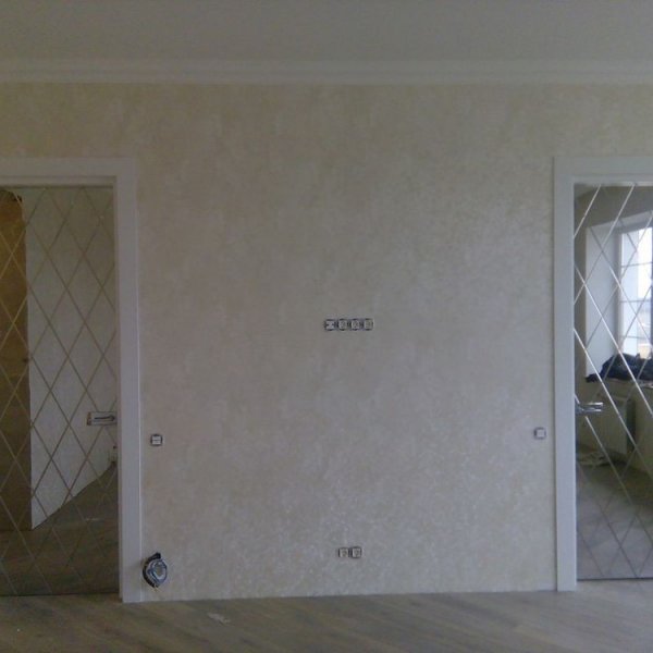 Стеклянная распашная дверь СРПД-3710