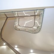 Лестничное ограждение из молированного (радиусного) стекла СО-11463 - фото 3