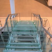 Стеклянная лестница СЛ-3341 - фото 1