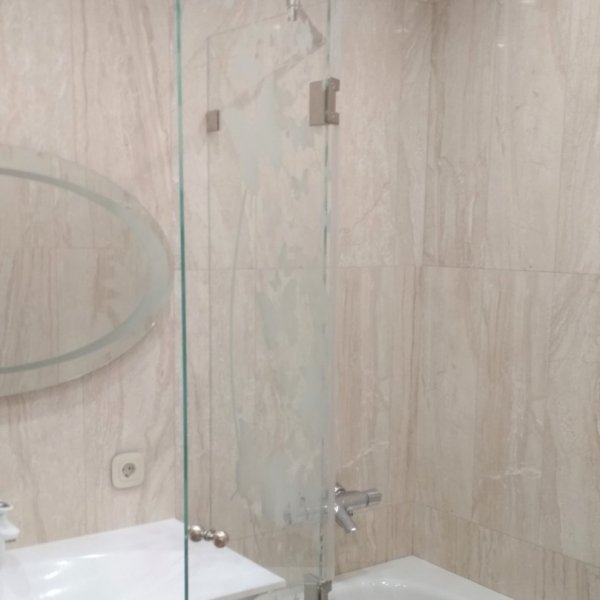 Стеклянная штора на ванну СДК-11838