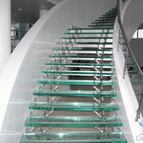 Стеклянная лестница СЛ-3351