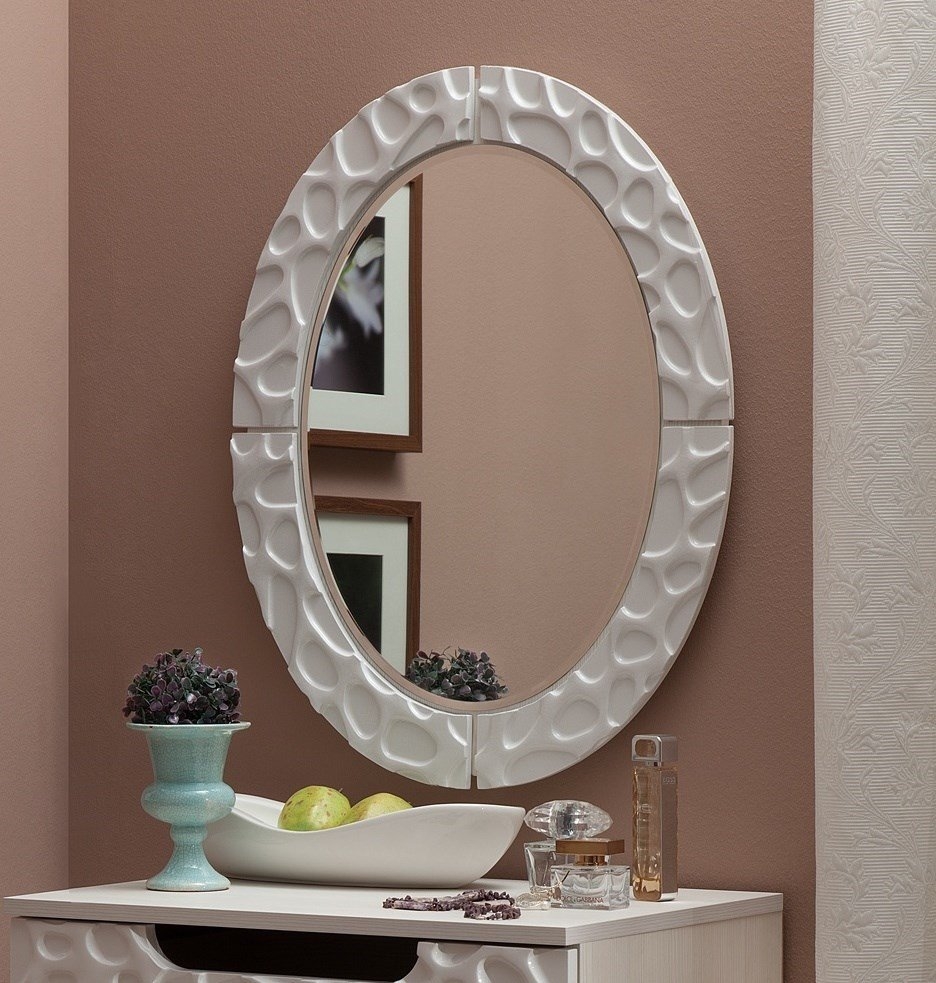 Купить зеркало в кирове. Красивые зеркала. Зеркало настенное. Зеркало в спальне. Зеркало овальное.